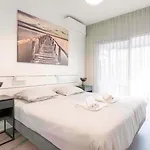 Apartment Beautiful 1 - Br - Next To Rue Antibes